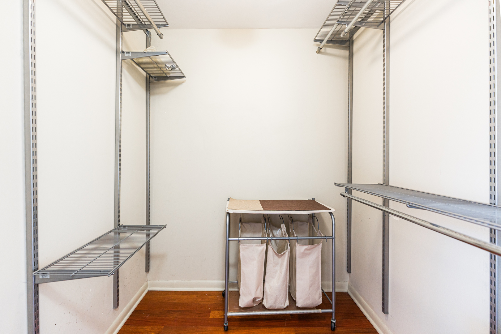 360 East Randolph Street, Unit 2102 Chicago, IL 60601 - Photo 23 of 38