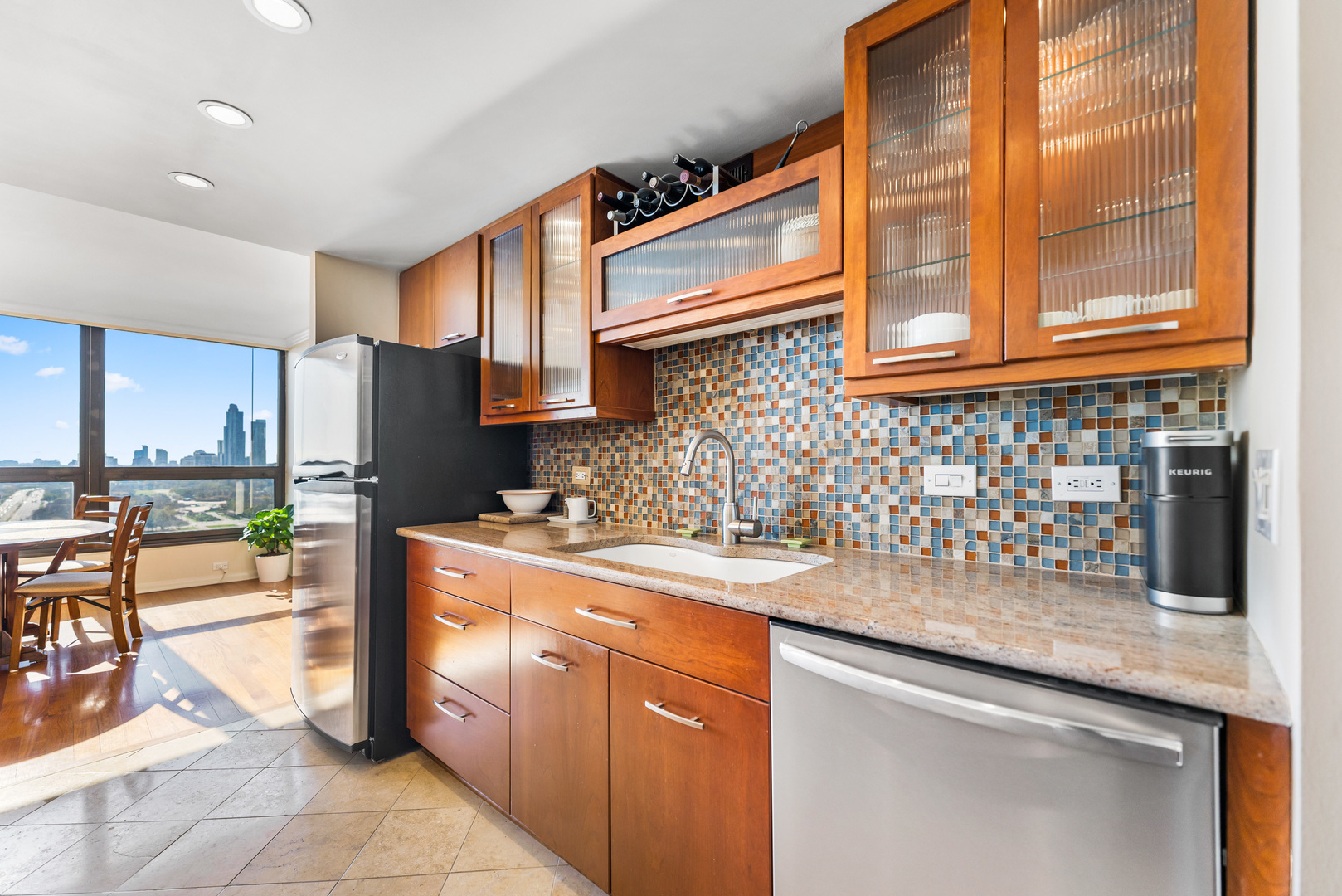 360 East Randolph Street, Unit 2102 Chicago, IL 60601 - Photo 4 of 38
