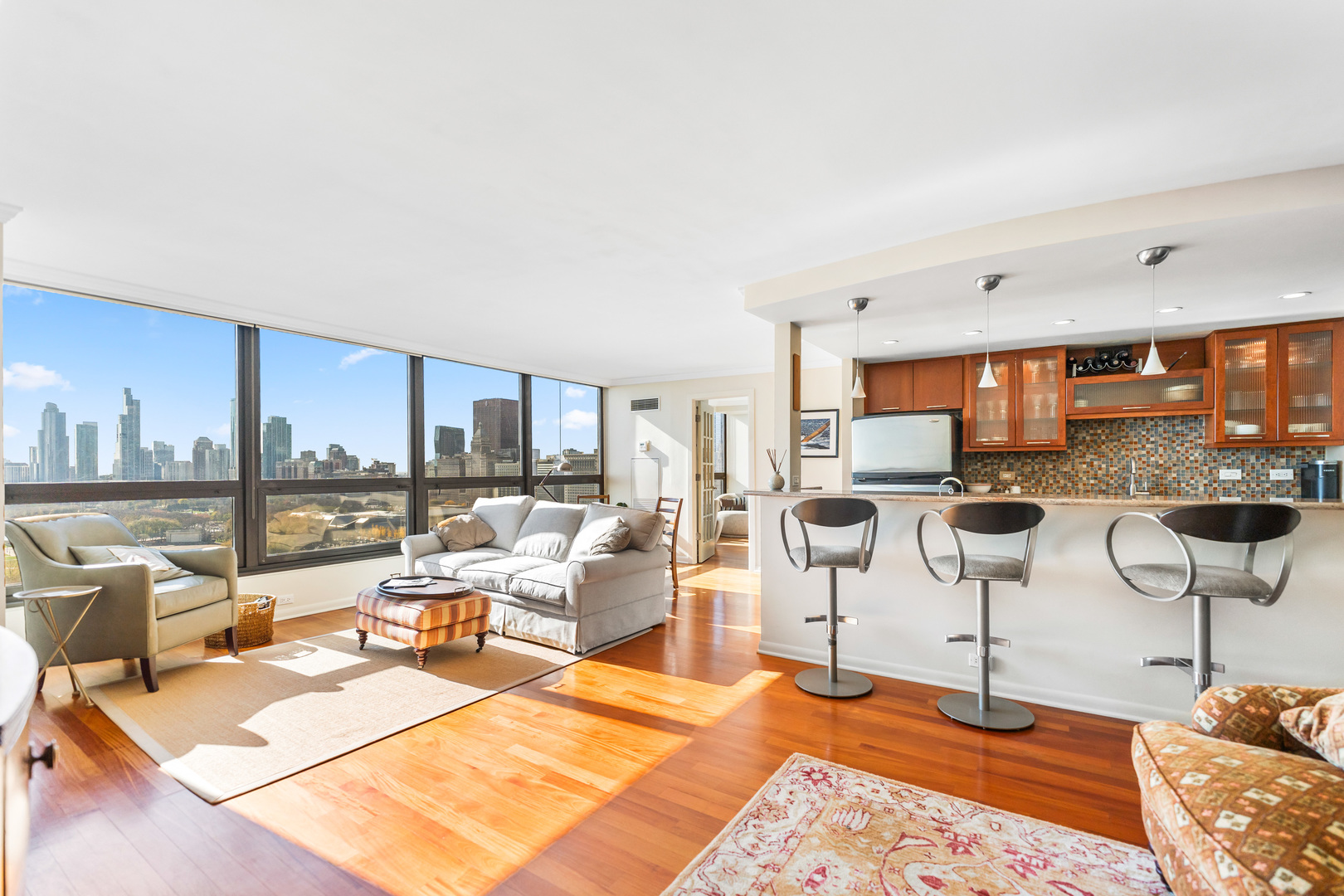 360 East Randolph Street, Unit 2102 Chicago, IL 60601 - Photo 7 of 38