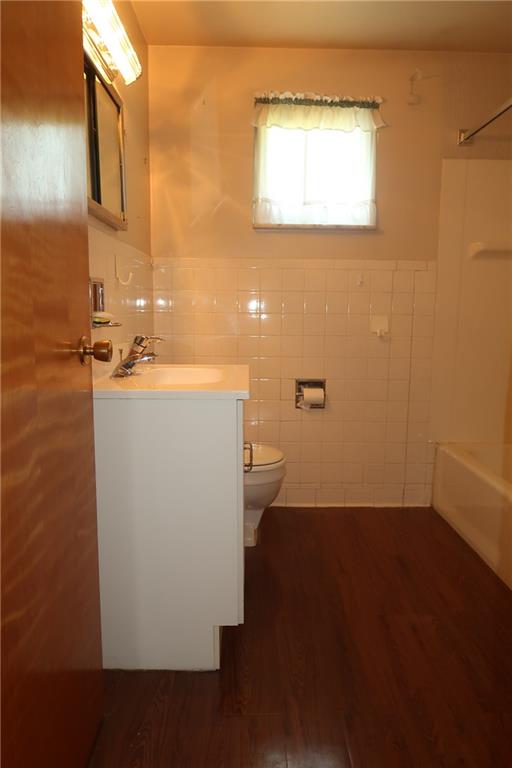 12859 Pine Hollow Road Trafford, PA 15085 - Photo 16 of 25 Full Bath with Pantry and Ceramic Surround