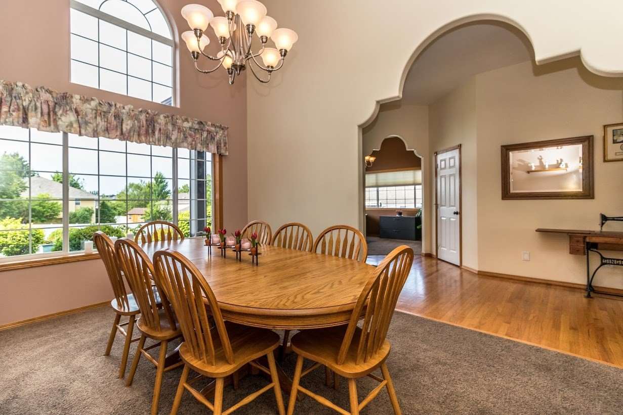 2315 West Cascade Way Spokane, WA 99208 - Photo 3 of 20