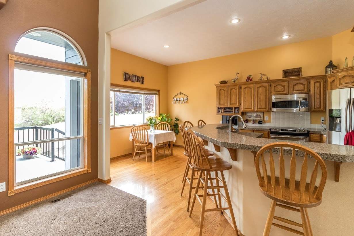 2315 West Cascade Way Spokane, WA 99208 - Photo 7 of 20