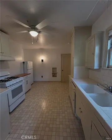 $2,000 | 1457 North Kenmore Avenue, Ontario, CA 91762