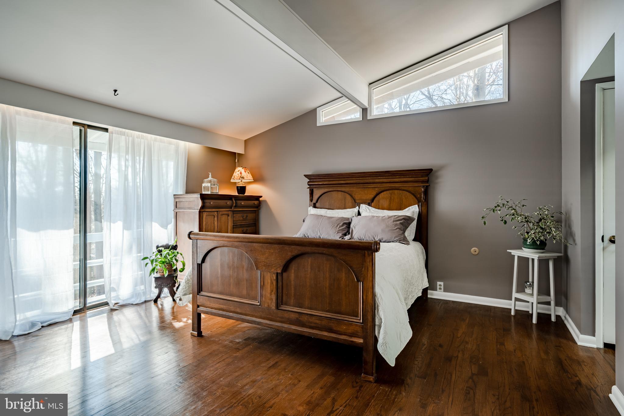 75 Elfman Drive Doylestown, PA 18901 - Photo 17 of 44 Main Bedroom