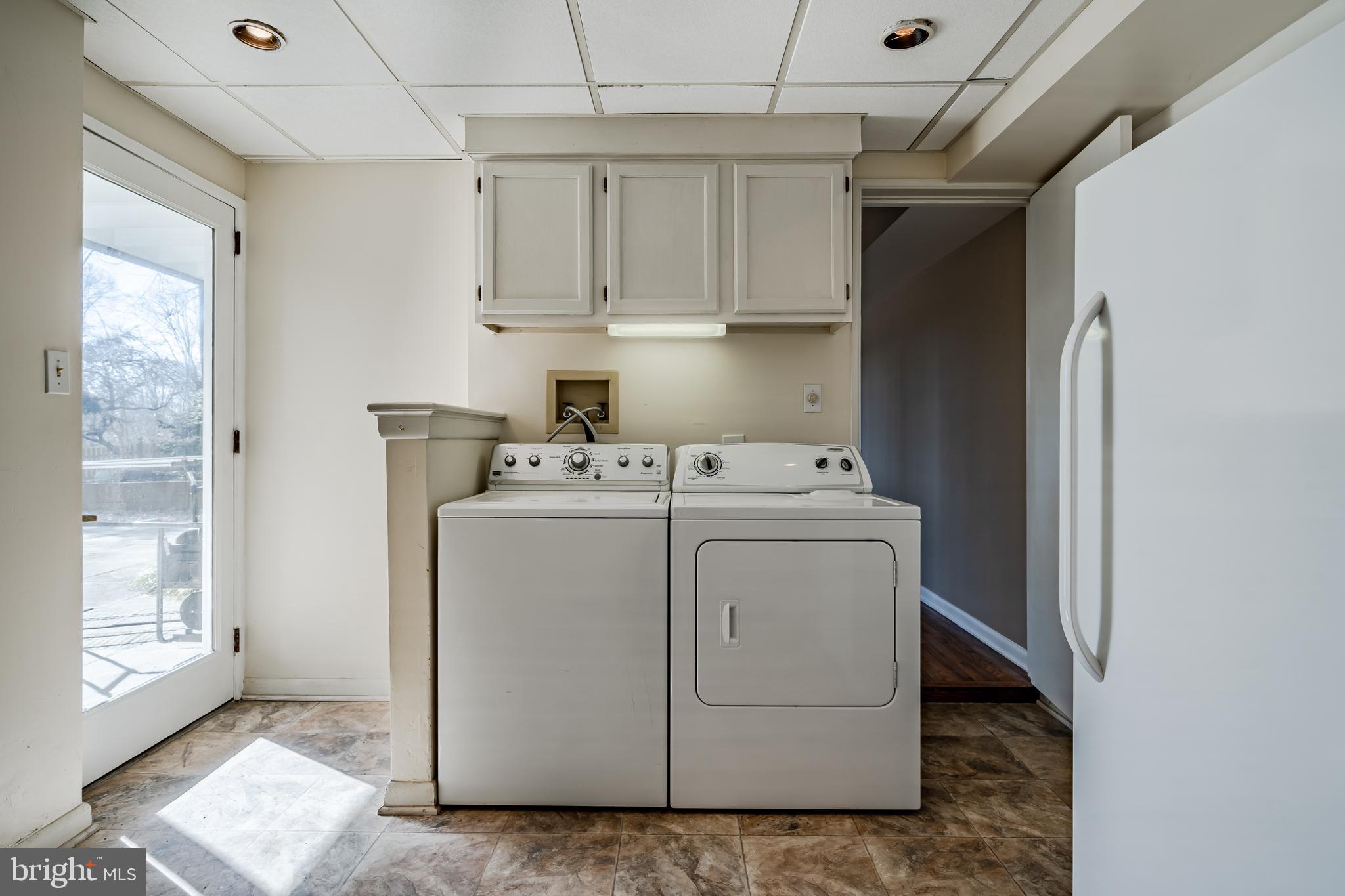 75 Elfman Drive Doylestown, PA 18901 - Photo 28 of 44 Laundry Room w/ Cabinetry