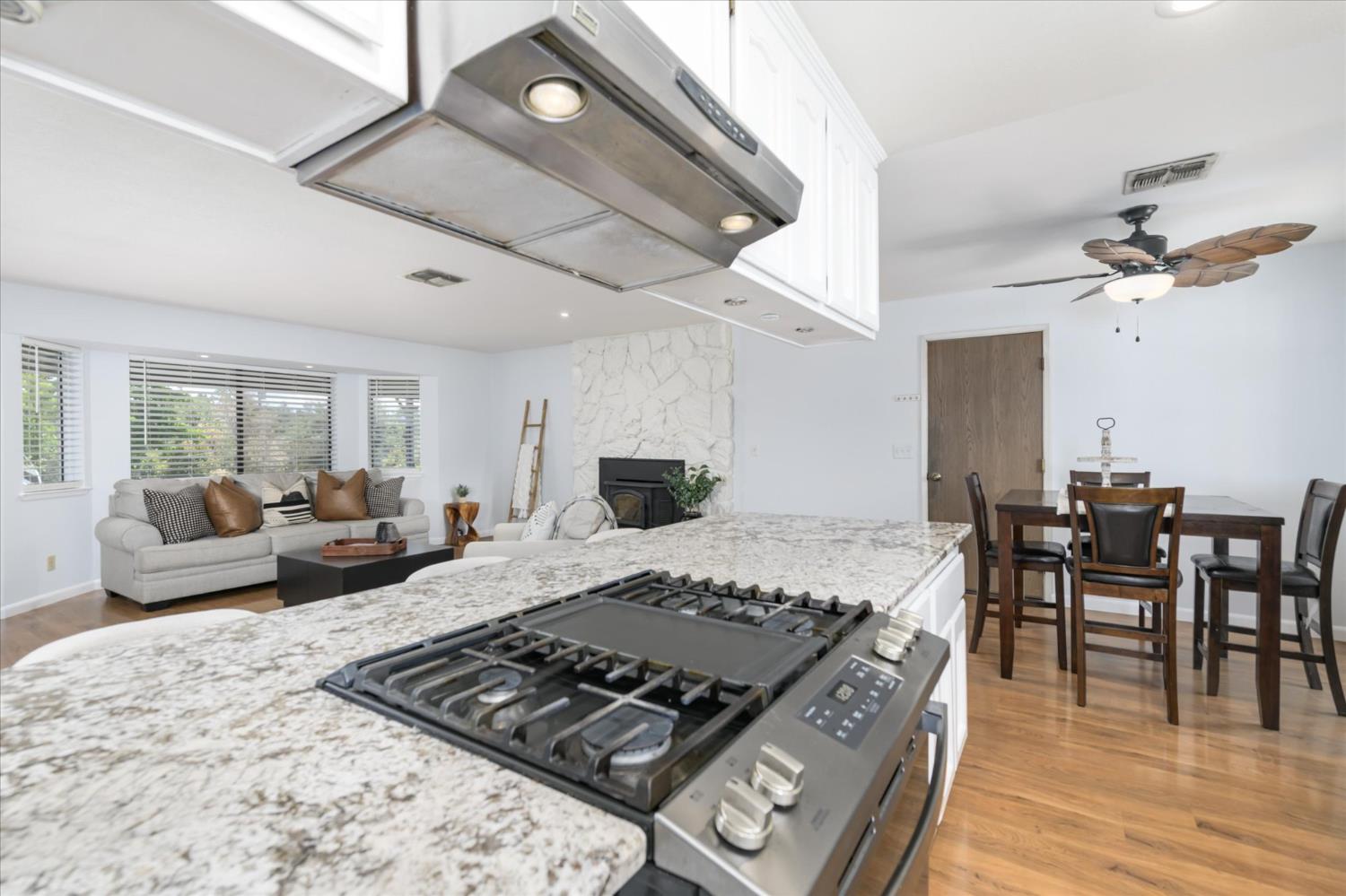 4627 El Dorado Road El Dorado, CA 95623 - Photo 10 of 33