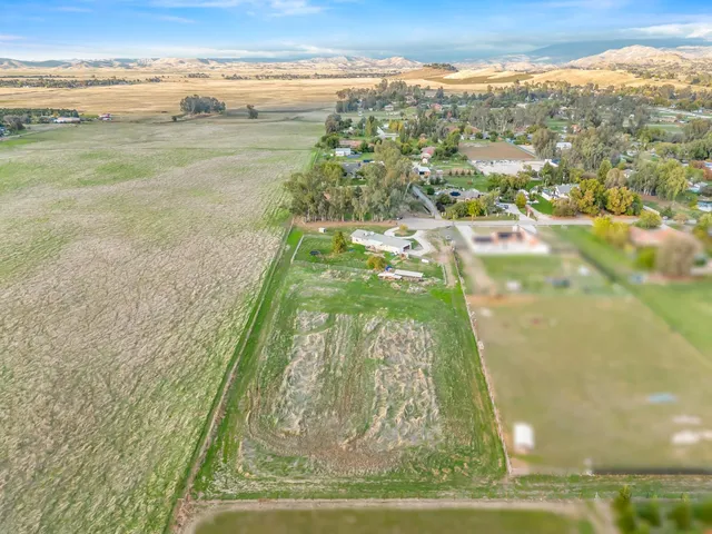 a view of an ocean view