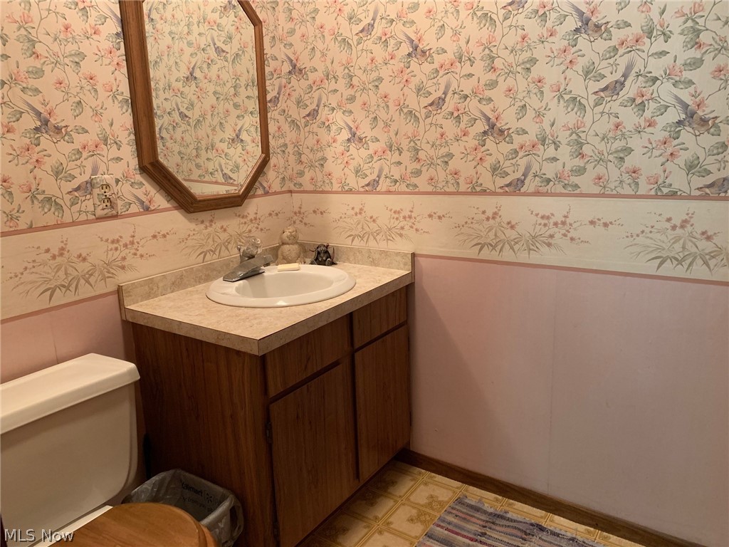 14500 Darrow Road Vermilion, OH 44089 - Photo 21 of 33