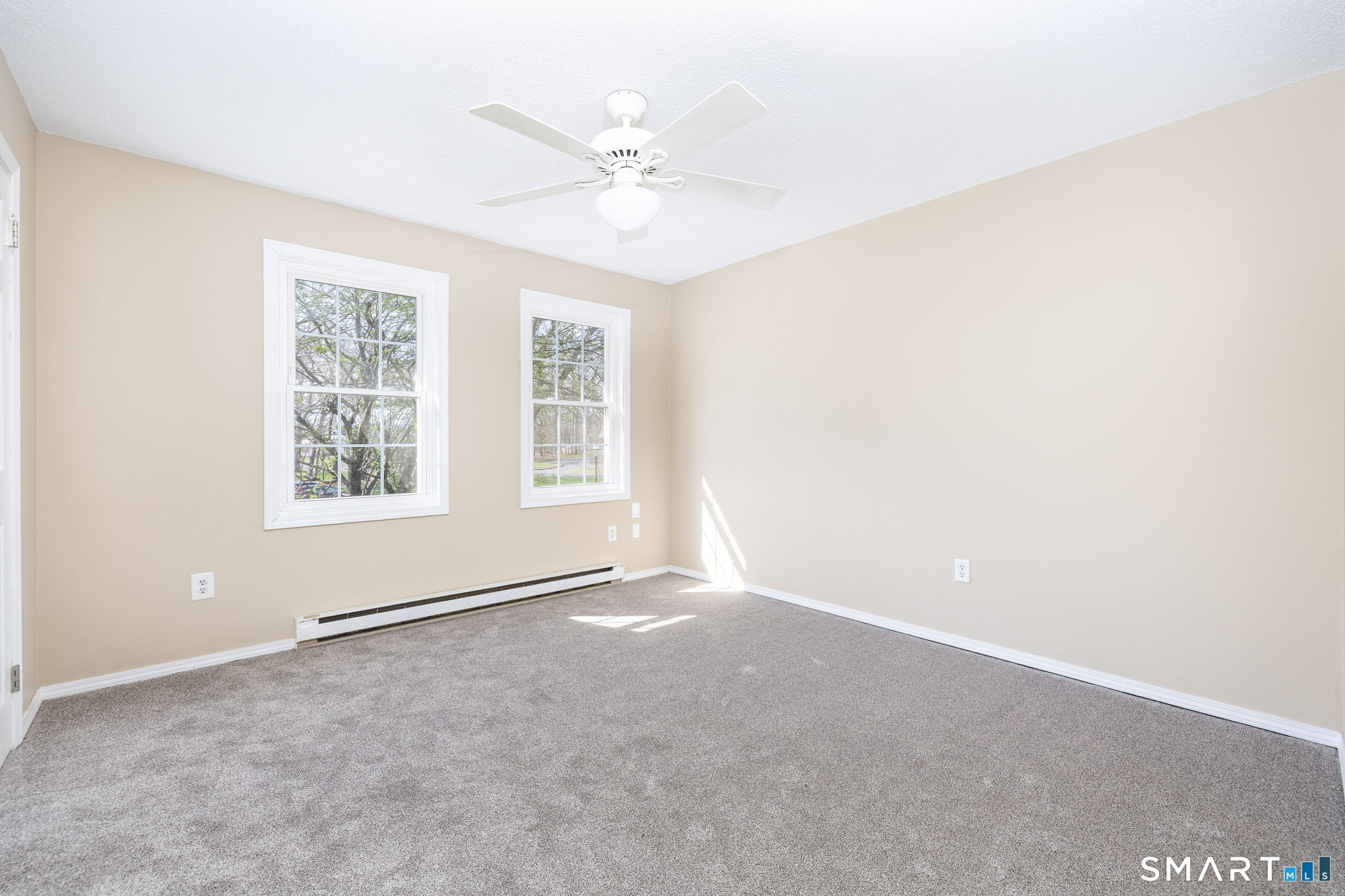 1 Abbott Road, Unit 82 Ellington, CT 06029 - Photo 17 of 33