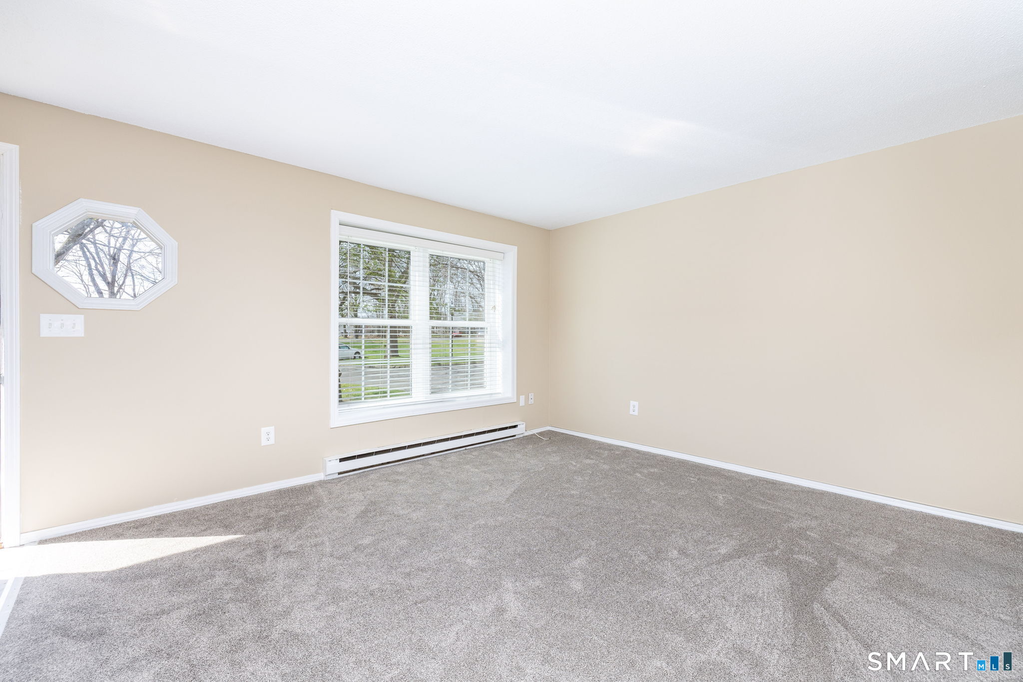 1 Abbott Road, Unit 82 Ellington, CT 06029 - Photo 7 of 33