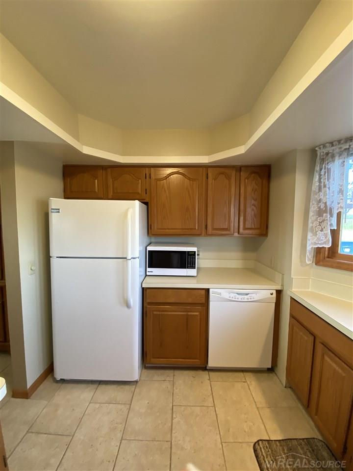 7303 Dyke Road Algonac, MI 48001 - Photo 6 of 25 50056058-5.JPG