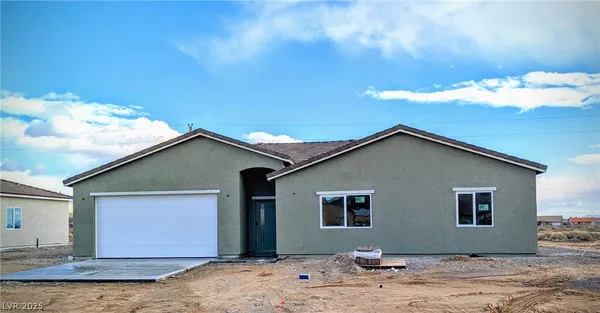 $349,900 | 601 West Nikki Way, Pahrump, NV 89060