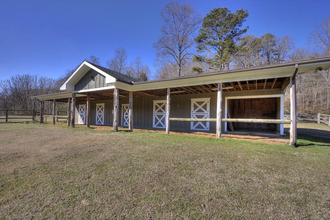 188 Lanes Bluff Road Clinton, TN 37716 - Photo 34 of 39 Gallery Image 34