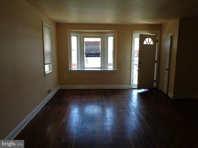 1943 Quentin Road Dundalk, MD 21222 - Photo 3 of 16 Living Room