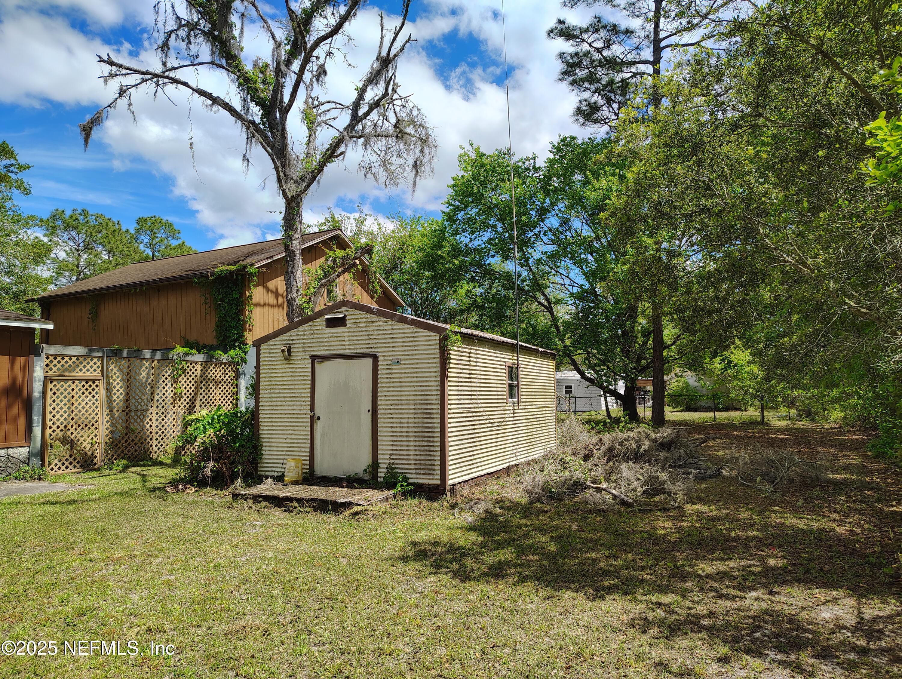 107 Peebles Road Interlachen, FL 32148 - Photo 26 of 41 Shed 2