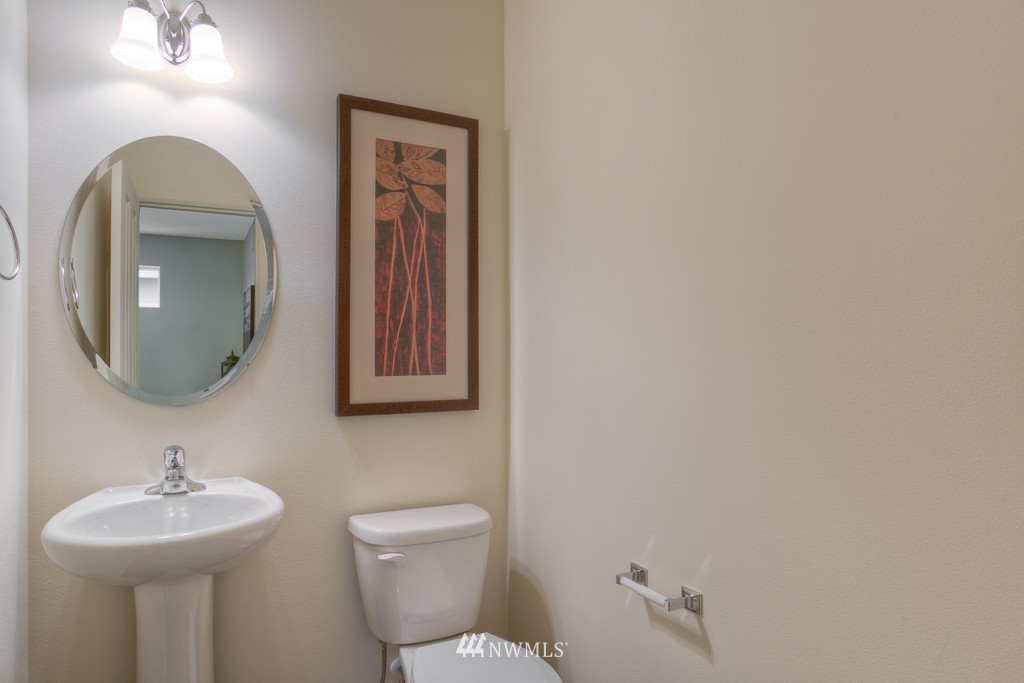 3713 202nd ( 3) Place Southeast Bothell, WA 98012 - Photo 11 of 20 Gallery Image 11