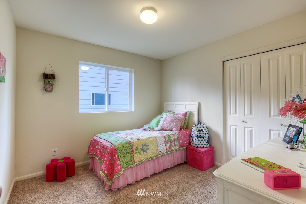 3713 202nd ( 3) Place Southeast Bothell, WA 98012 - Photo 17 of 20 Gallery Image 17