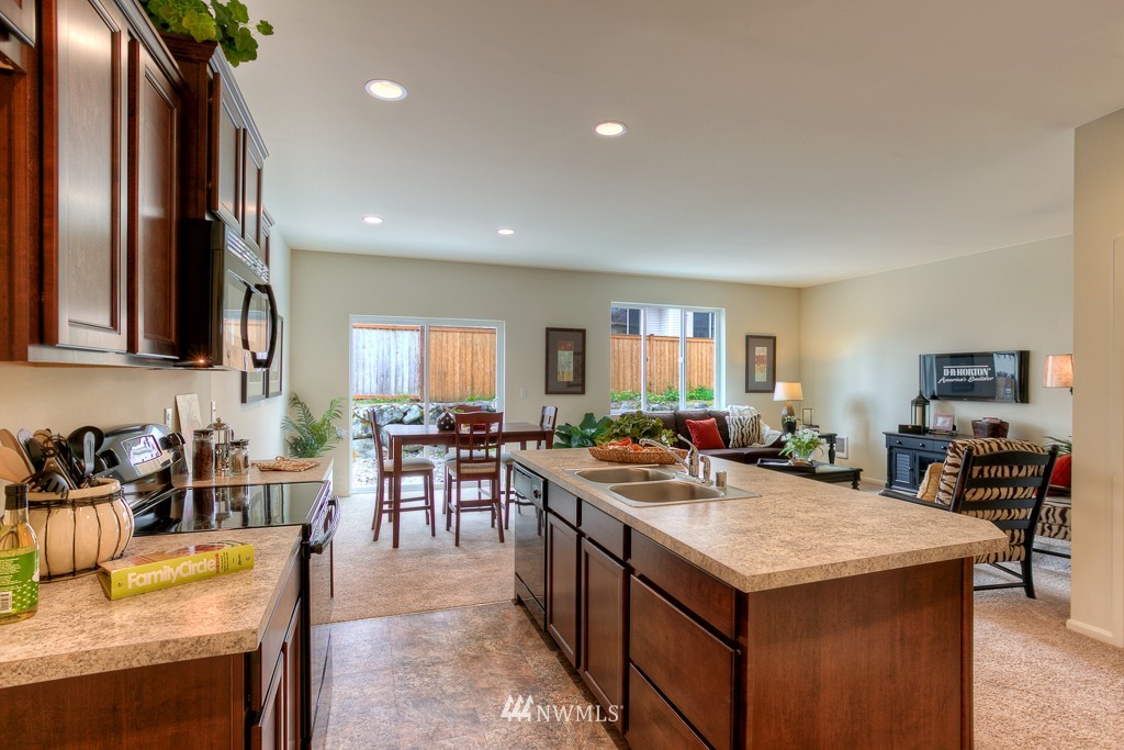 3713 202nd ( 3) Place Southeast Bothell, WA 98012 - Photo 6 of 20 Gallery Image 6