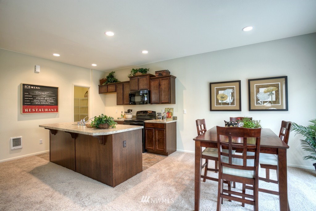 3713 202nd ( 3) Place Southeast Bothell, WA 98012 - Photo 7 of 20 Gallery Image 7
