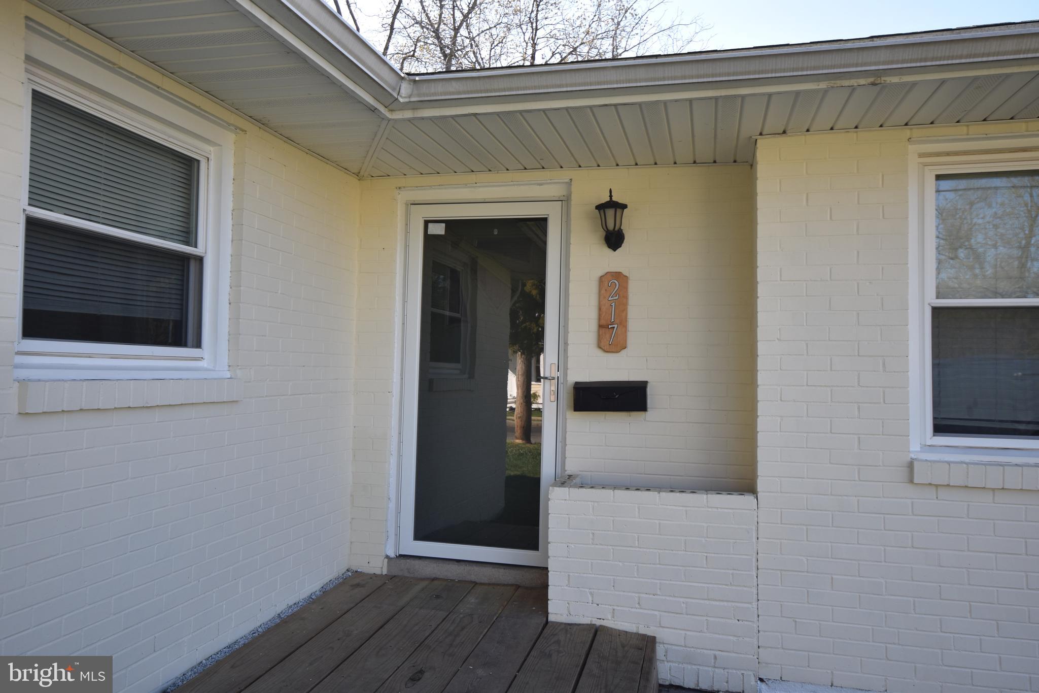 217 Whittaker Street Riverside, NJ 08075 - Photo 3 of 17