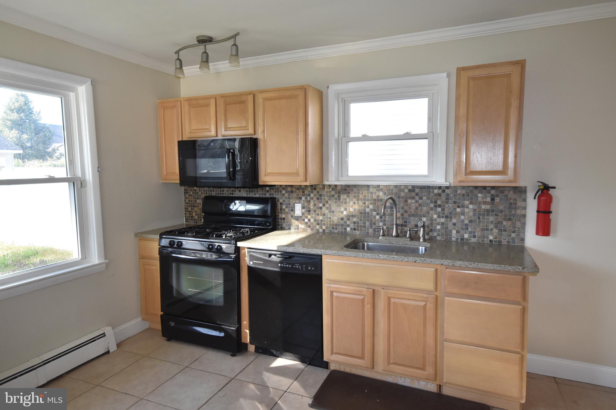217 Whittaker Street Riverside, NJ 08075 - Photo 8 of 17