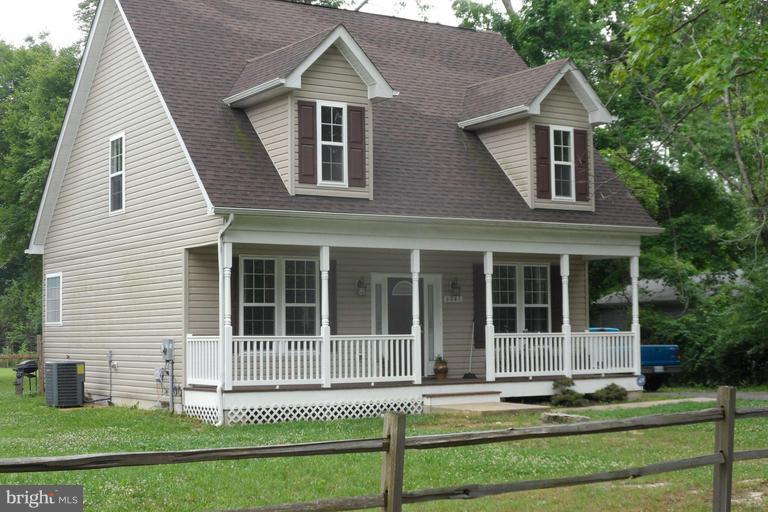 6041 Rosedale Drive King George, VA 22485 - Photo 1 of 6 Front of Home - Main