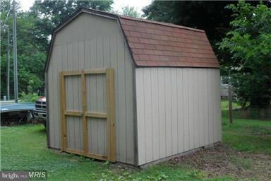 6041 Rosedale Drive King George, VA 22485 - Photo 4 of 6 Storage Shed