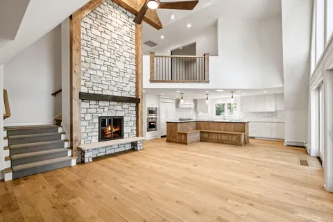 $2,995,000 | 5325 Edsall Road, Mound, MN 55364