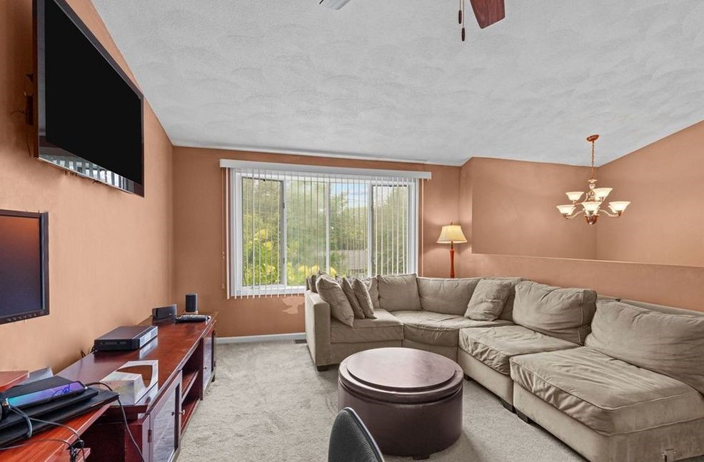 204 Shenandoah Road Warwick, RI 02886 - Photo 11 of 35