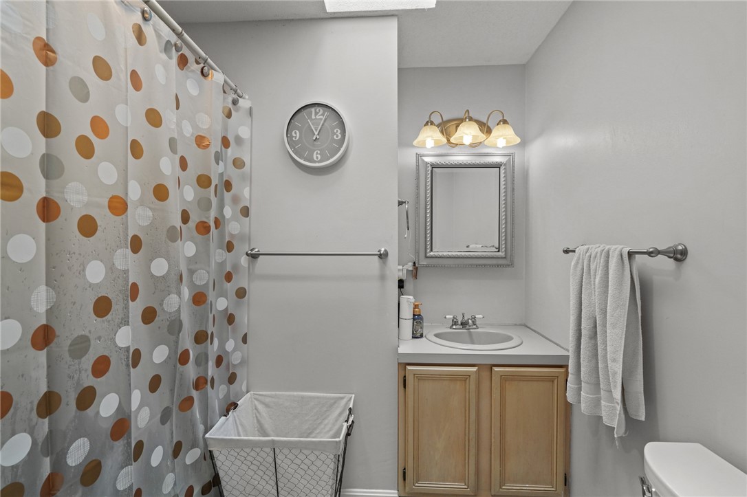 204 Shenandoah Road Warwick, RI 02886 - Photo 16 of 35