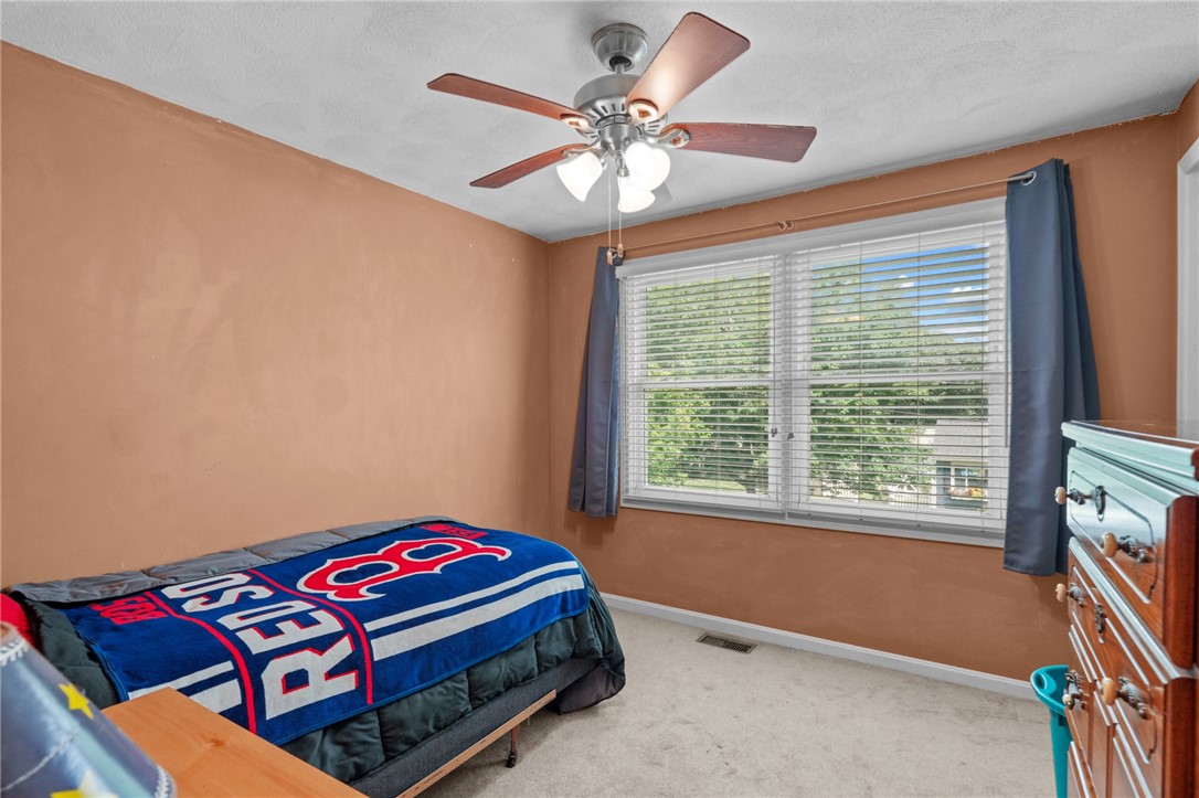 204 Shenandoah Road Warwick, RI 02886 - Photo 23 of 35
