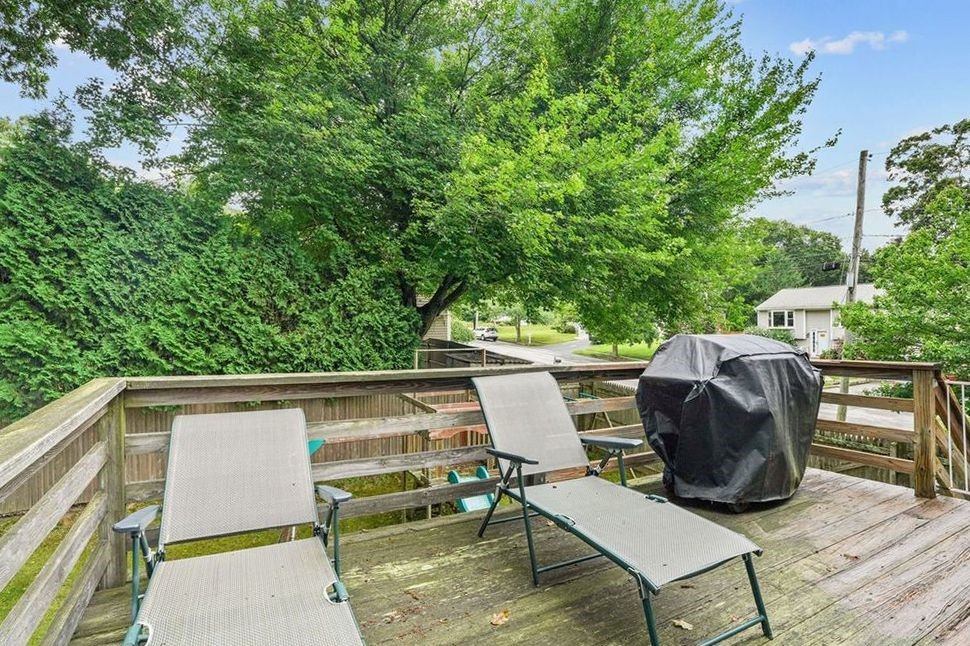 204 Shenandoah Road Warwick, RI 02886 - Photo 29 of 35