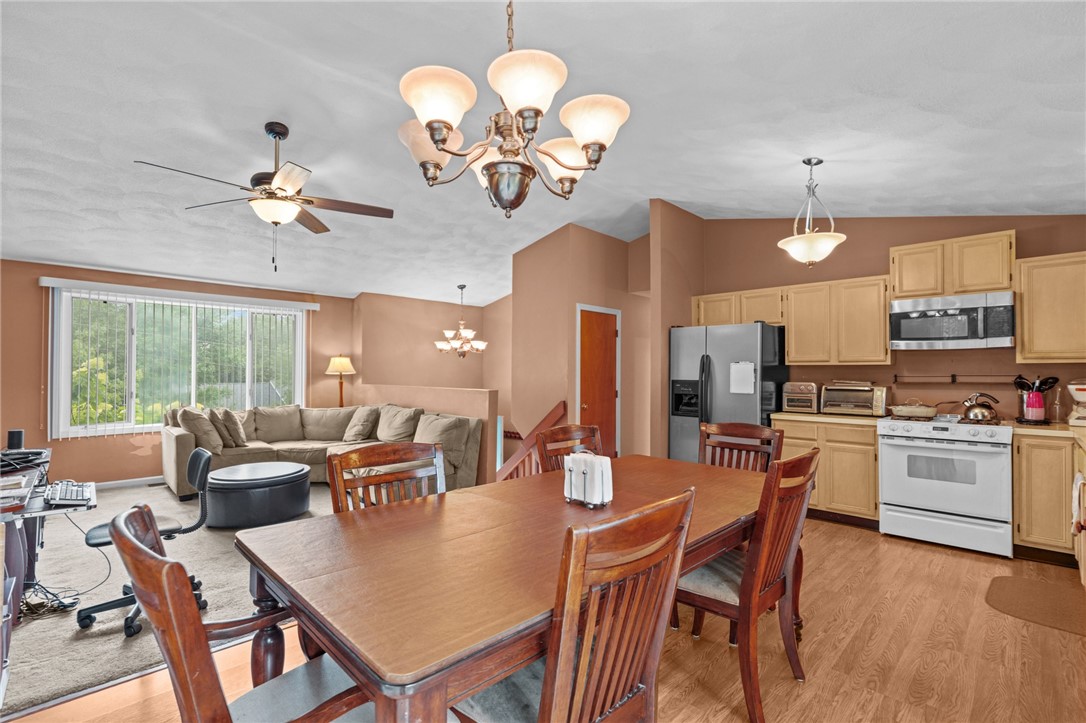 204 Shenandoah Road Warwick, RI 02886 - Photo 3 of 35