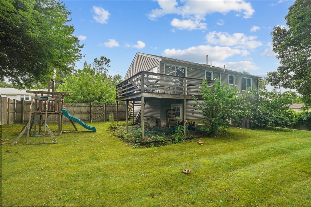 204 Shenandoah Road Warwick, RI 02886 - Photo 31 of 35