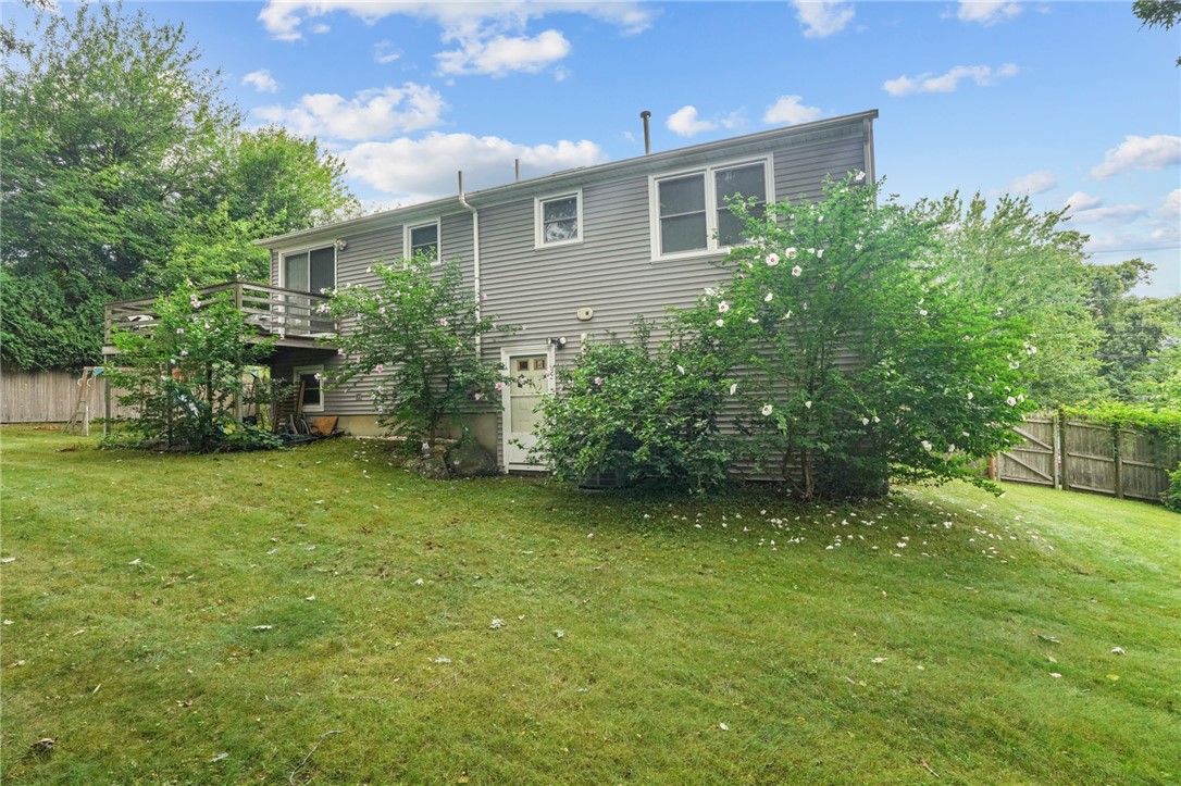 204 Shenandoah Road Warwick, RI 02886 - Photo 34 of 35