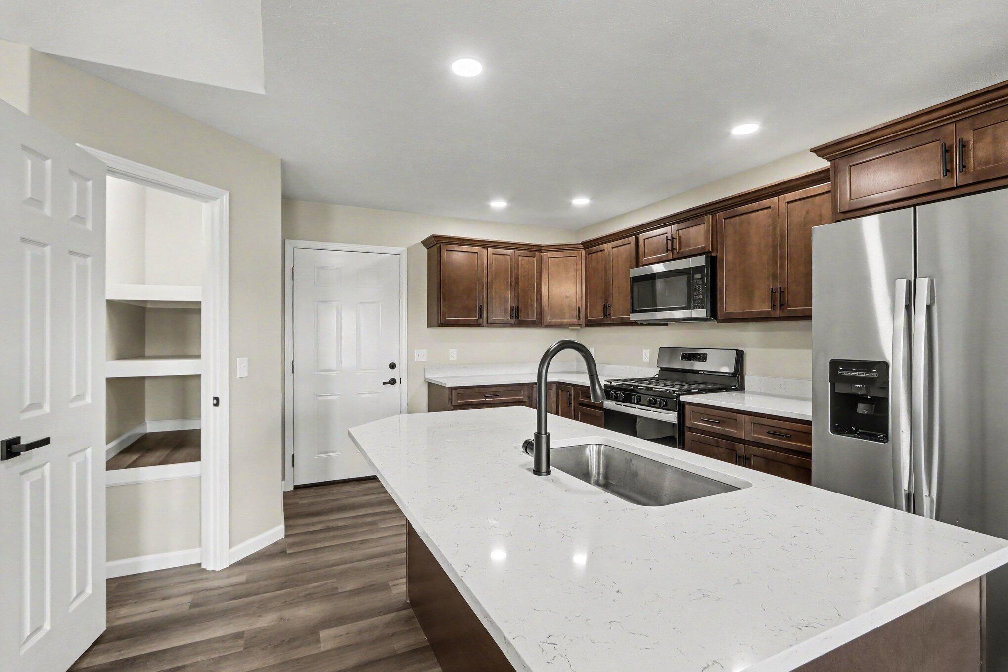 124 Jeremy Street Constantine, MI 49042 - Photo 8 of 27 012_file_5790
