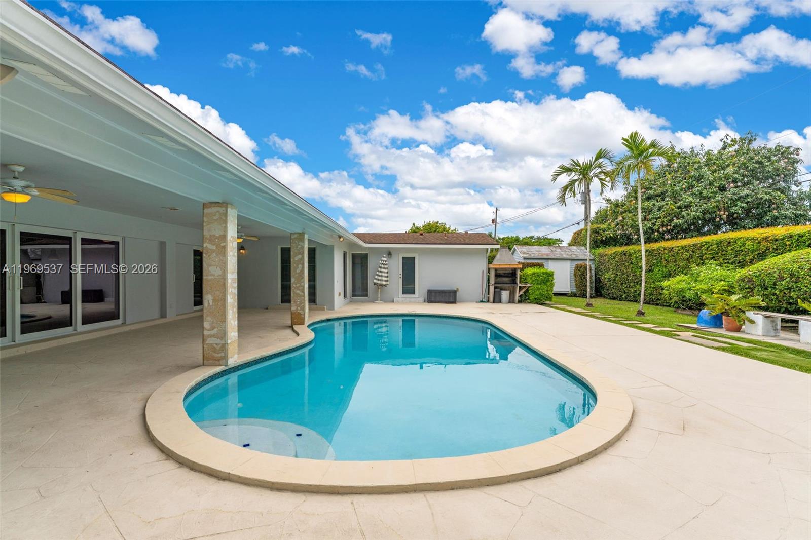 7451 Southwest 133rd Street Pinecrest, FL 33156 - Photo 7 of 36