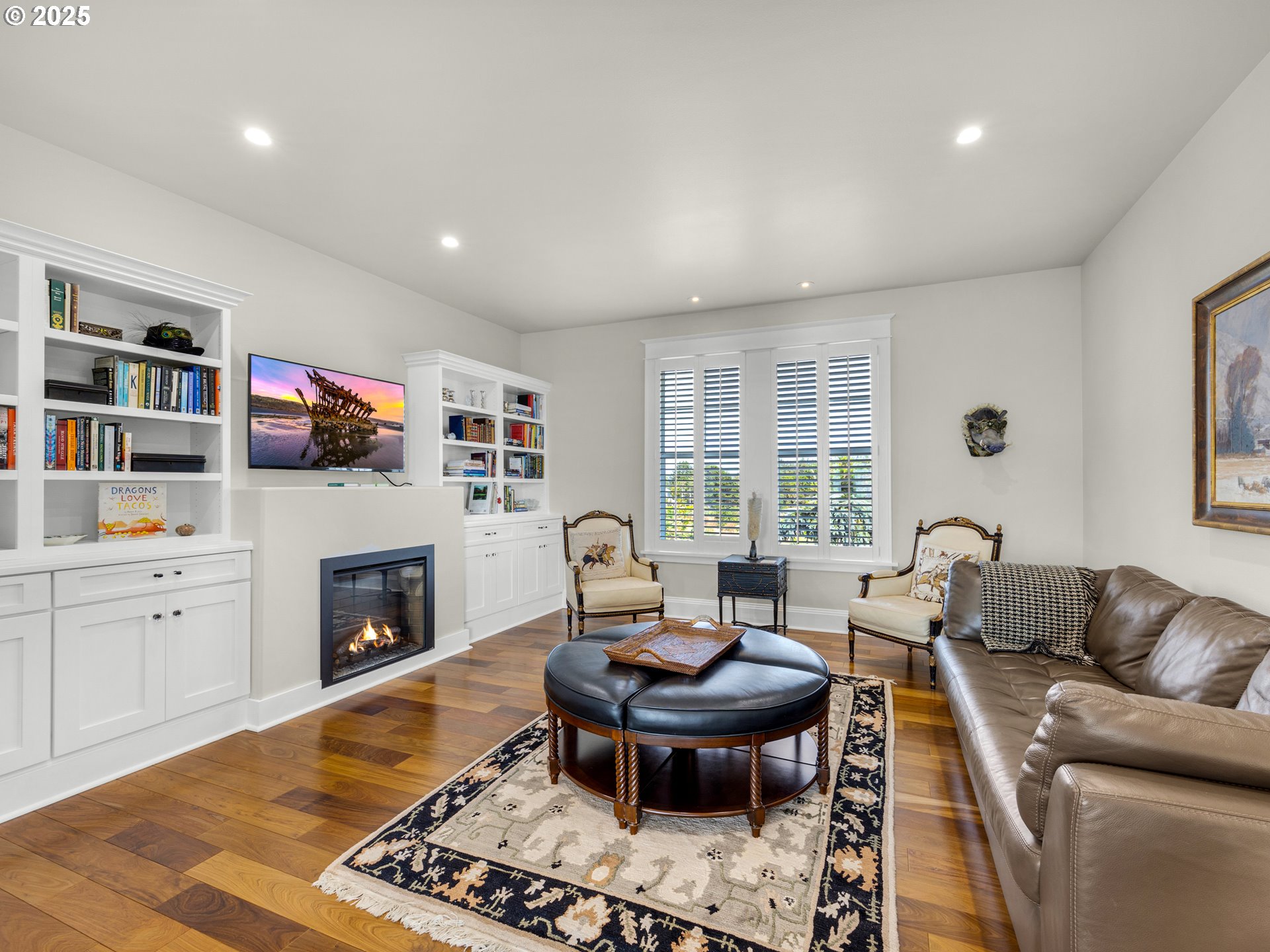 89062 Pinehurst Road Gearhart, OR 97138 - Photo 18 of 42 a living room with furniture and a fireplace