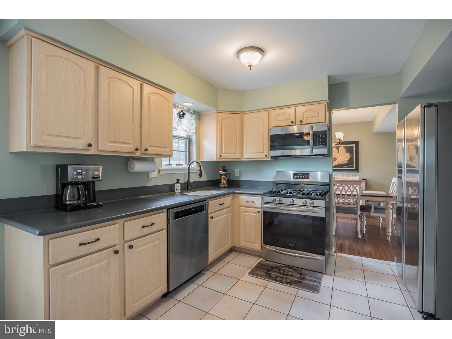 6 Rushwick Road Mount Laurel, NJ 08054 - Photo 8 of 25 Gallery Image 8