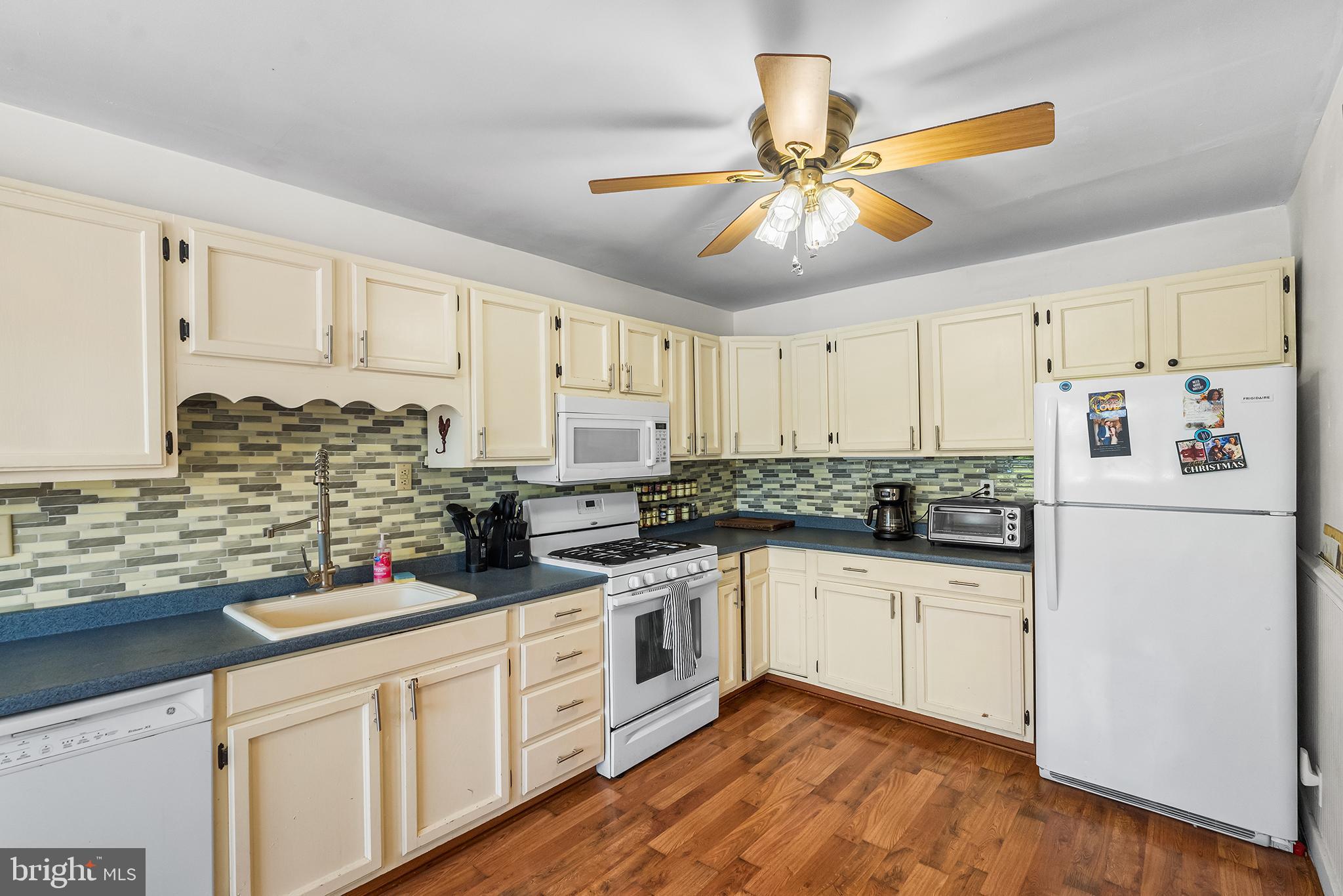 362 South Hook Road Pennsville, NJ 08070 - Photo 15 of 61 Gallery Image 15