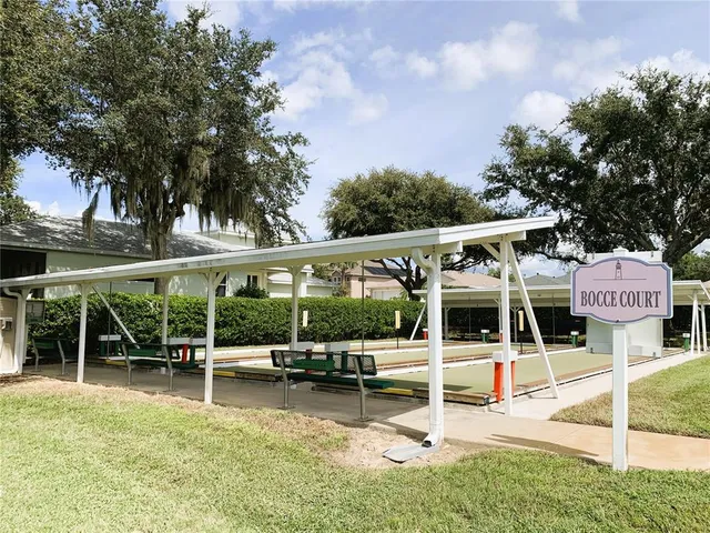 $323,500 | 5643 Bounty Circle, Tavares, FL 32778