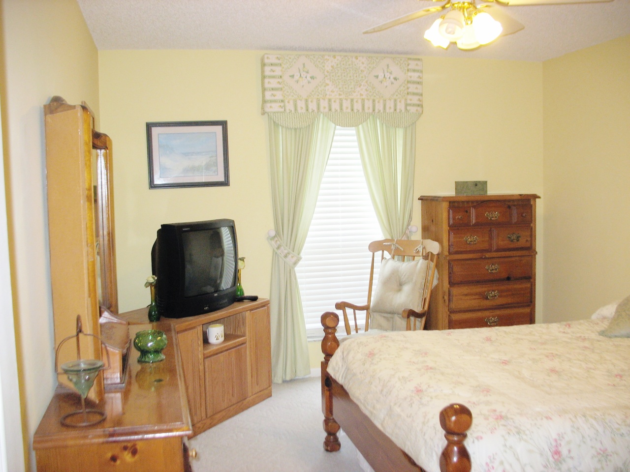 11861 Remsen Road Jacksonville, FL 32223 - Photo 20 of 25 Second Bedroom, Plenty of Room