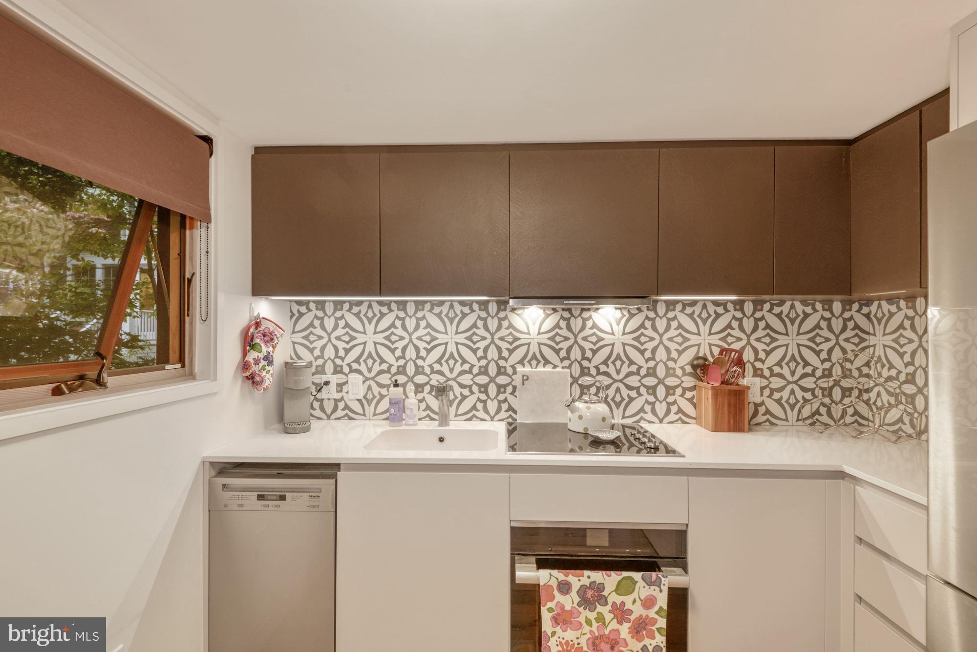 3406 Rodman Street Northwest Washington, DC 20008 - Photo 28 of 35 Studio