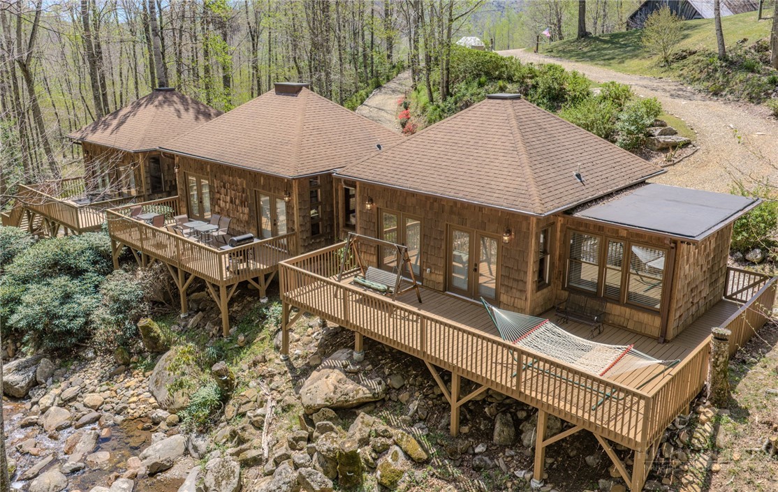 426 Cook Town Road Bakersville, NC 28705 - Photo 6 of 50