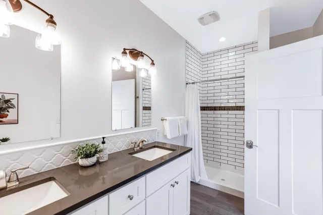 $475,000 | 620 East Davisadero Street, Reardan, WA 99029