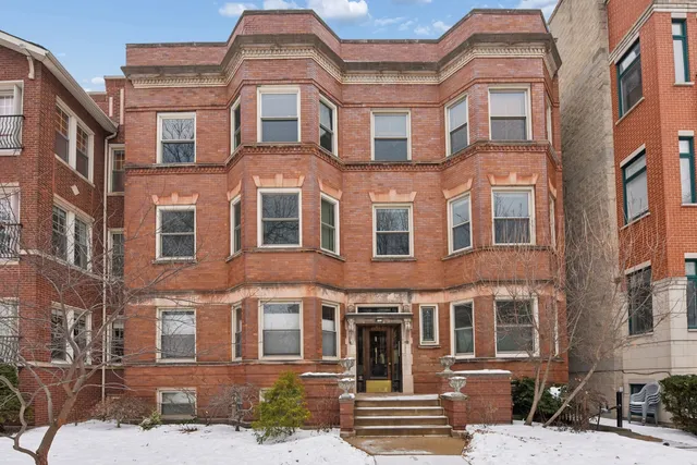 $3,000 | 4432 North Winchester Avenue, Unit 2N, Chicago, IL 60640