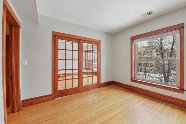 $3,000 | 4432 North Winchester Avenue, Unit 2N, Chicago, IL 60640