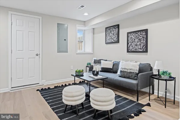 $229,900 | 13 South Hilton Street, Baltimore, MD 21229