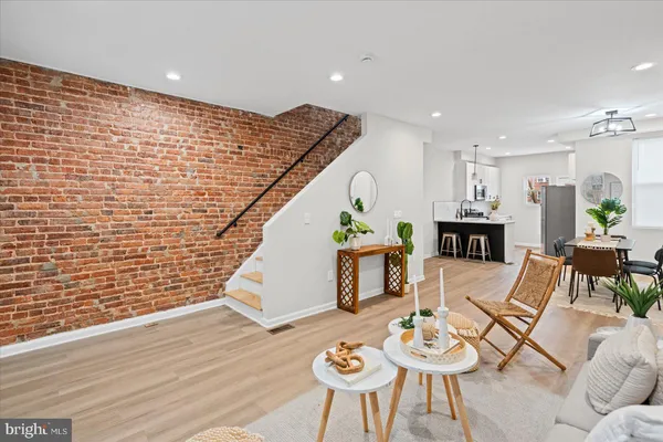 $229,900 | 13 South Hilton Street, Baltimore, MD 21229