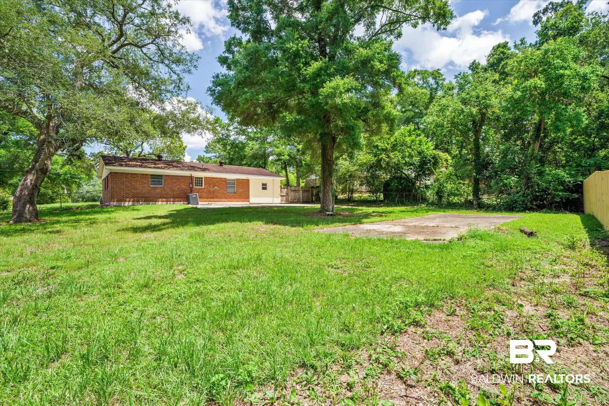 2003 Forest Oaks Drive West Mobile, AL 36618 - Photo 17 of 20